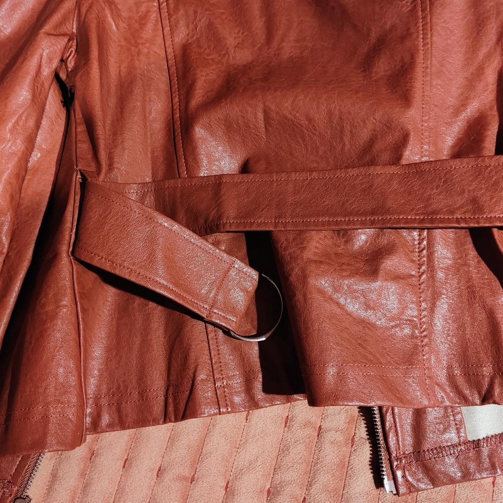 Jacket - Picture 5 of 7